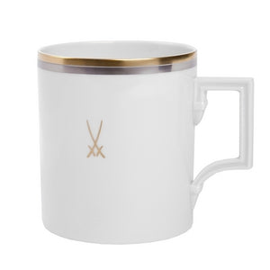 Henkelbecher, Form "Berlin", Bänder in Platin und Gold, Markenzeichen Meissen, gold, V 0,25 l