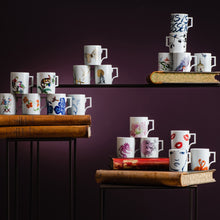 Load image into Gallery viewer, [30] Henkelbecher, &quot;The MEISSEN Mug Collection&quot;, &quot;Flying Wonders&quot;, Form &quot;Berlin&quot;, V 0,25 l
